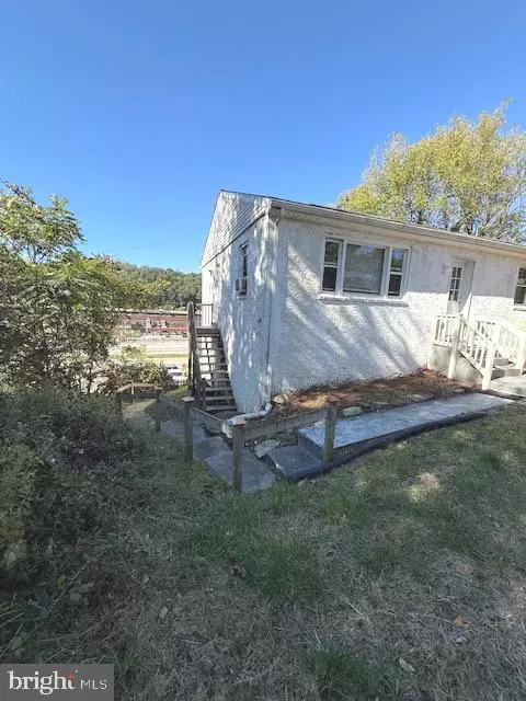 Coatesville, PA 19320,796 S 1ST AVE