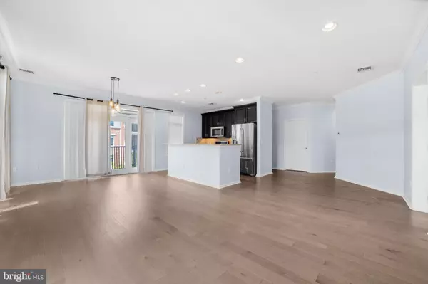 Huntingdon Valley, PA 19006,401 CARSON TER #401