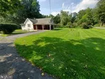 7 IRISH MOUNTAIN RD, Temple, PA 19560
