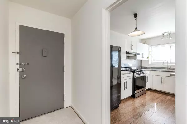 Bethesda, MD 20814,10650 WEYMOUTH ST #201