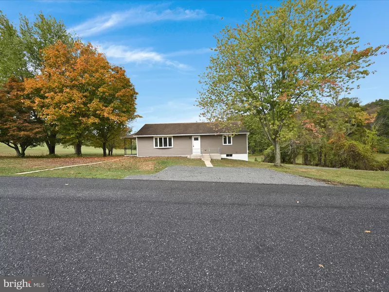 535 COAL MOUNTAIN RD, Orwigsburg, PA 17961
