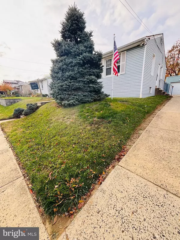 Philadelphia, PA 19111,8012 LAWNDALE AVE