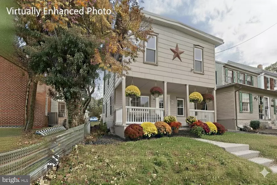 9963 JONESTOWN RD, Grantville, PA 17028