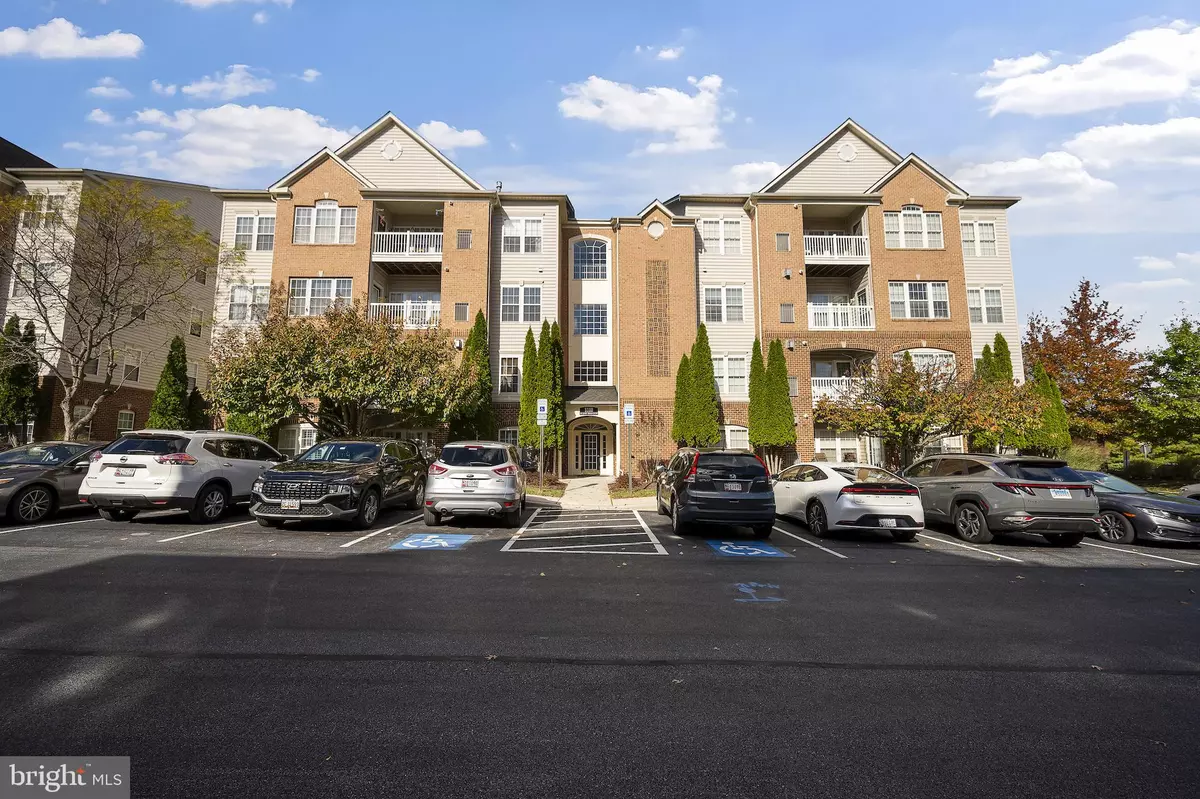 Ellicott City, MD 21043,8100 HICKORY HIGH CT #H