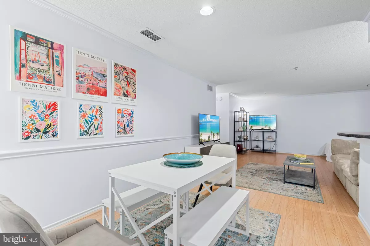 Mclean, VA 22102,1504 LINCOLN WAY #106