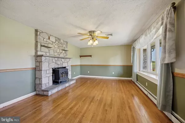 Pipersville, PA 18947,22 GRUVER RD