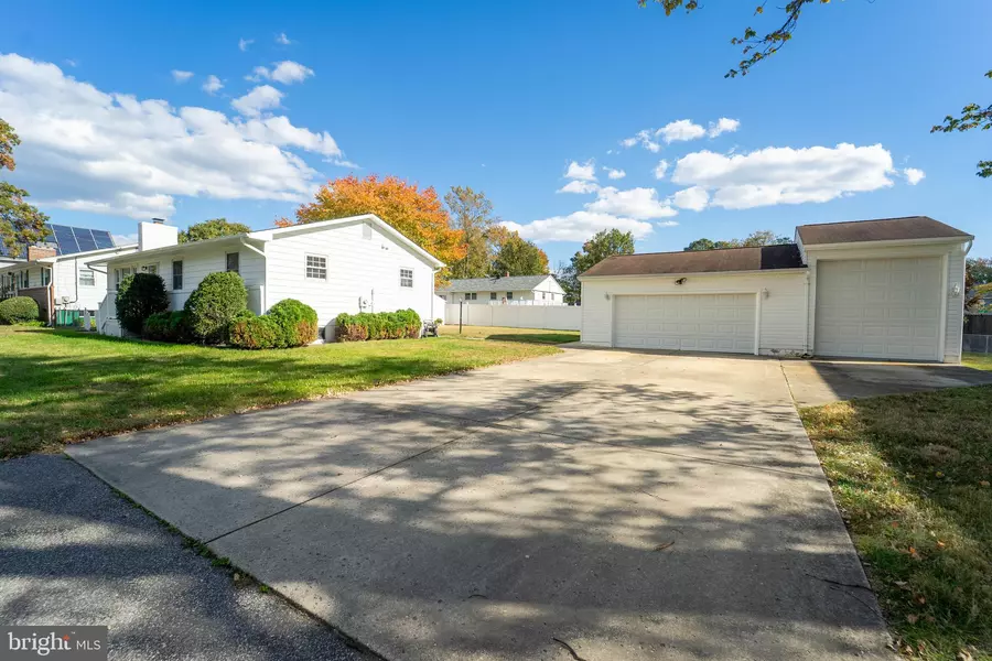 865 HILLSIDE AVE, Edgewater, MD 21037