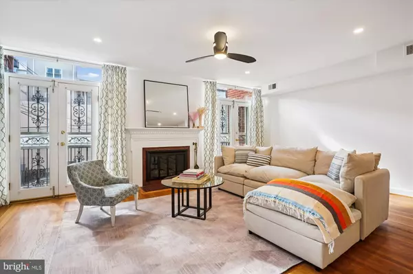 Washington, DC 20008,2646 WOODLEY PL NW #1/2