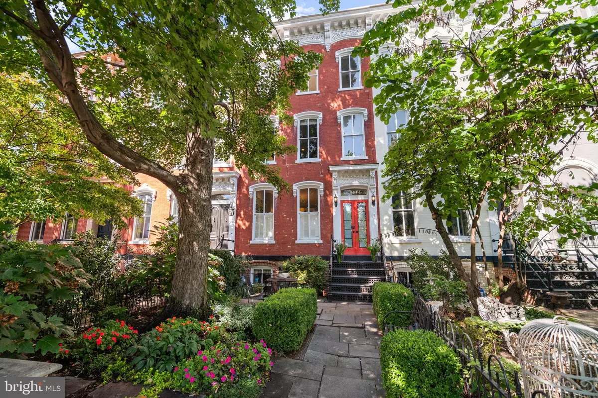 Washington, DC 20003,604 EAST CAPITOL ST NE