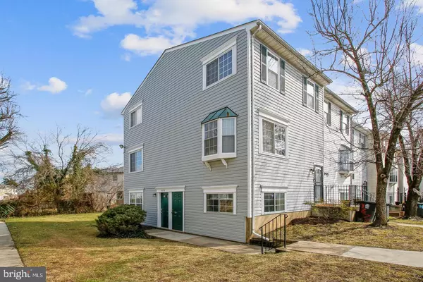 1670 BROOKSQUARE DR #54, Capitol Heights, MD 20743