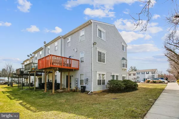 Capitol Heights, MD 20743,1670 BROOKSQUARE DR #54