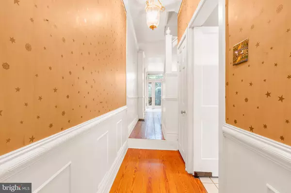 Philadelphia, PA 19130,557 N JUDSON ST