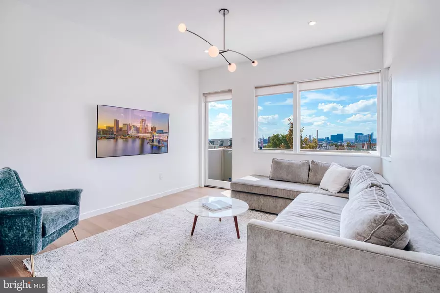 801 S EAST AVE, Baltimore, MD 21224