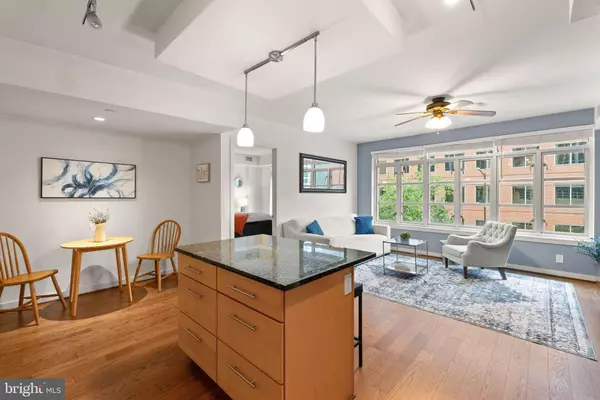 Washington, DC 20003,1025 1ST ST SE #310