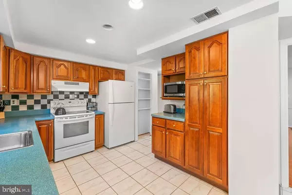 Olney, MD 20832,18324 DARNELL DR