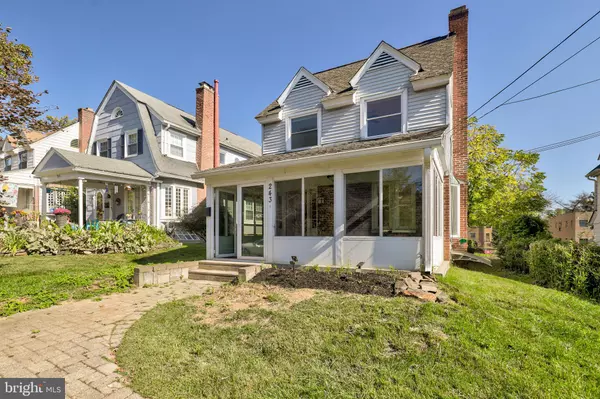 243 ROCK GLEN RD, Wynnewood, PA 19096