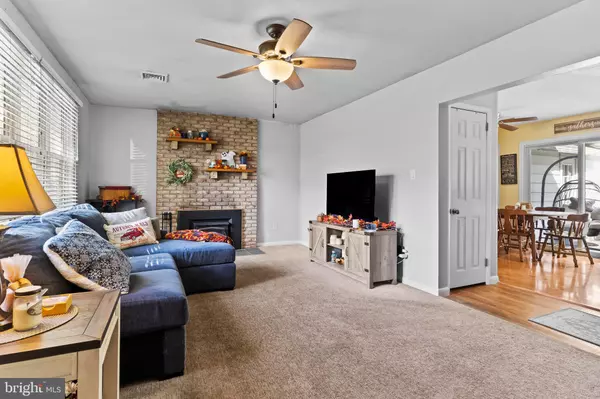 Dillsburg, PA 17019,103 MAPLE ST