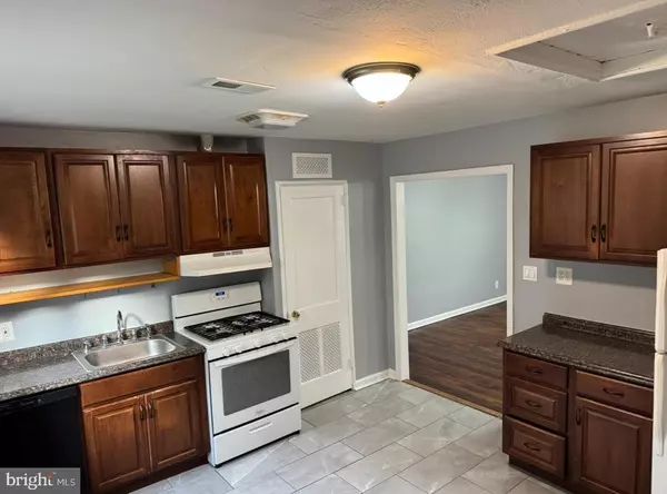 Oxon Hill, MD 20745,6615 SAINT BARNABAS RD