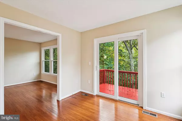 Annapolis, MD 21401,1003 MASTLINE DR