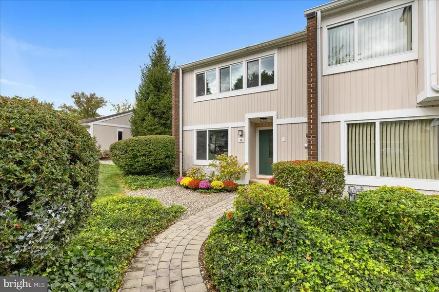 14 CAMERON CT, Princeton, NJ 08540
