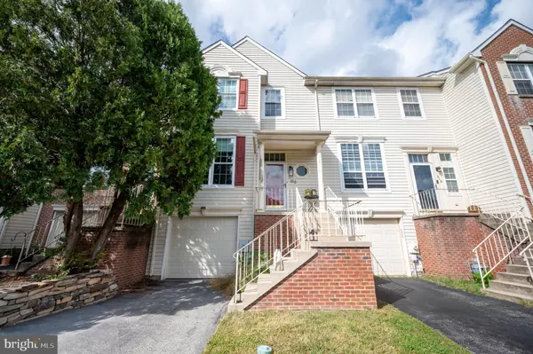 Wilmington, DE 19808,916 N WATERFORD LN