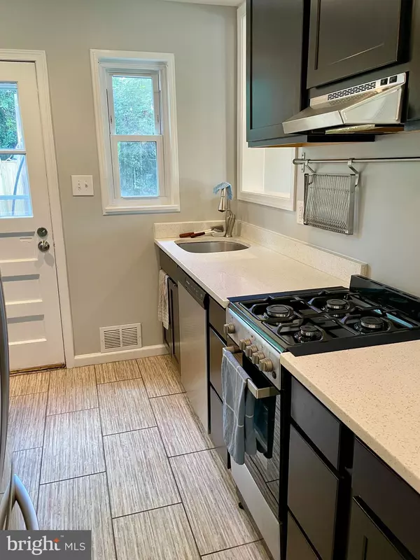 Alexandria, VA 22304,4332 UTICA AVE