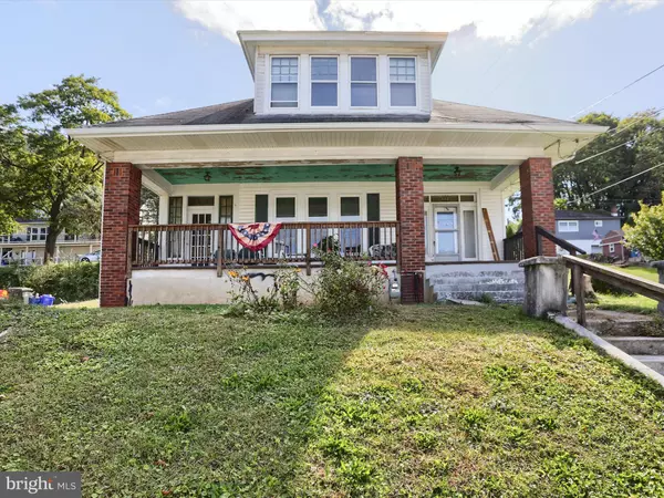 137 W MAIN ST, Windsor, PA 17366