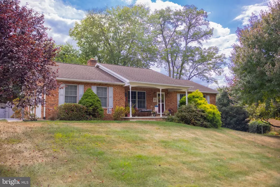 18213 SUMMERLIN DR, Hagerstown, MD 21740