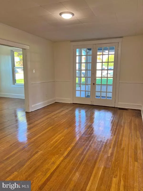 York, PA 17404,424 LINDEN AVE #1ST FLOOR FRONT