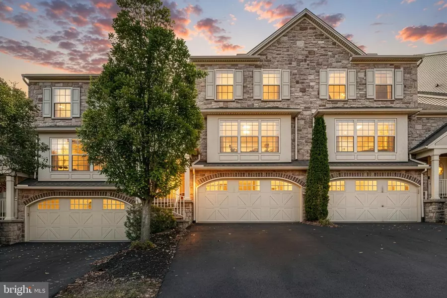 497 NURSERY DR N, Mechanicsburg, PA 17055