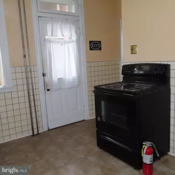 Shippensburg, PA 17257,103 N EARL STREET ST