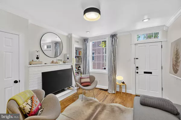 Philadelphia, PA 19147,515 S JUNIPER ST