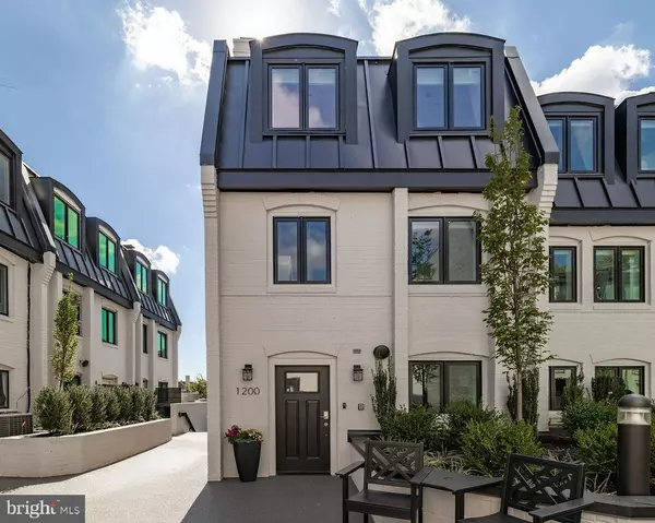 1200 ETON CT NW, Washington, DC 20007