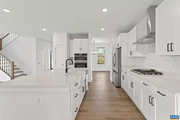 Keswick, VA 22947,6376 LOUISA RD