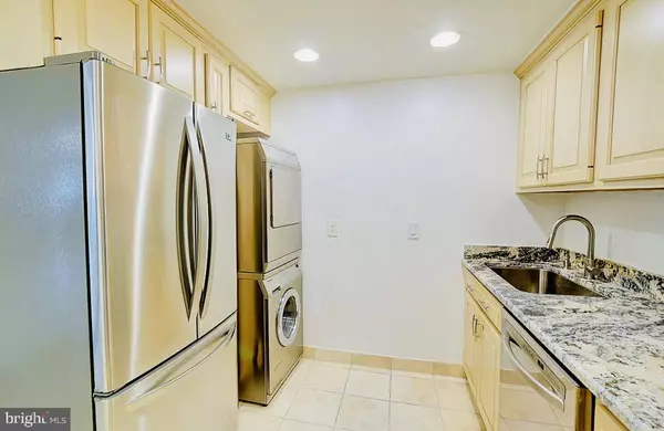 Chevy Chase, MD 20815,4601 N PARK AVE #1509-J