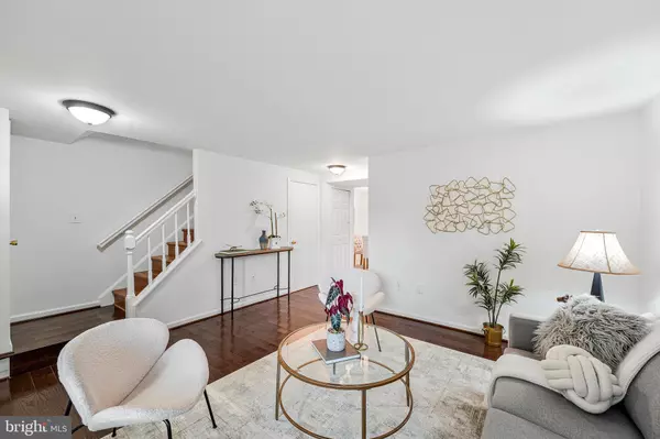 Sterling, VA 20165,54 HUNTLEY CT