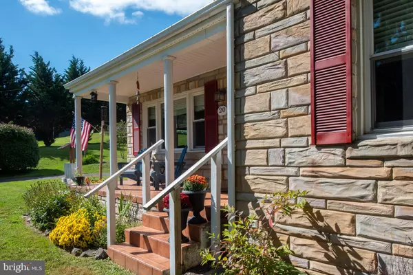 Chester Gap, VA 22623,20 WATERFALL RD