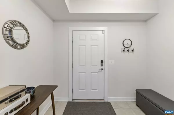 Charlottesville, VA 22911,2287 WHITTINGTON DR