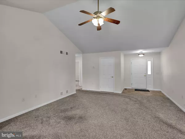 Fredericksburg, PA 17026,26 VILLAGE DR