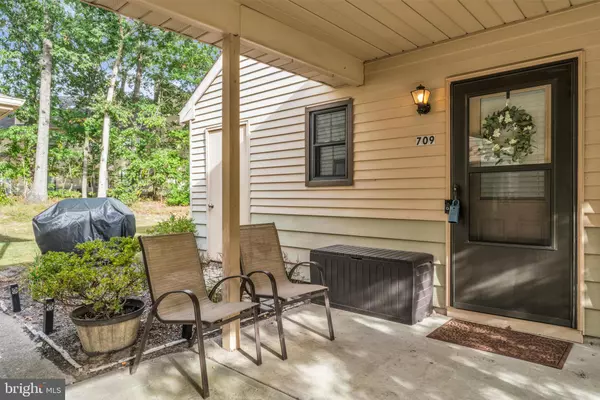 Jackson, NJ 08527,709 BLUEBELL DR