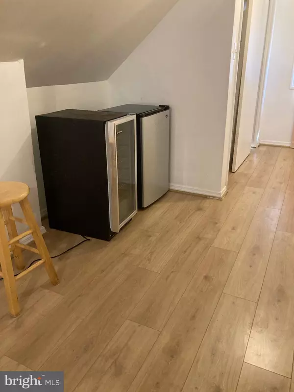 Manassas Park, VA 20111,229 MANASSAS DR