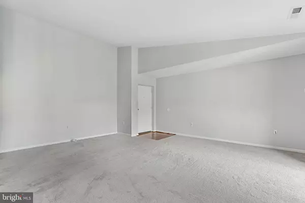 Glen Burnie, MD 21060,1110 CASTLE HARBOUR WAY #3D