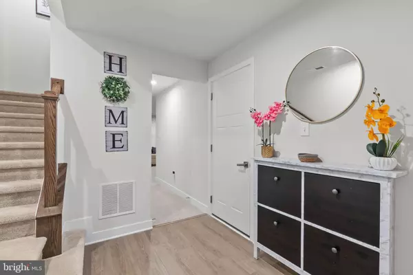 Swedesboro, NJ 08085,104 WATERFORD WAY