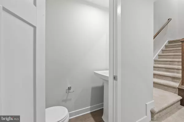 Swedesboro, NJ 08085,104 WATERFORD WAY