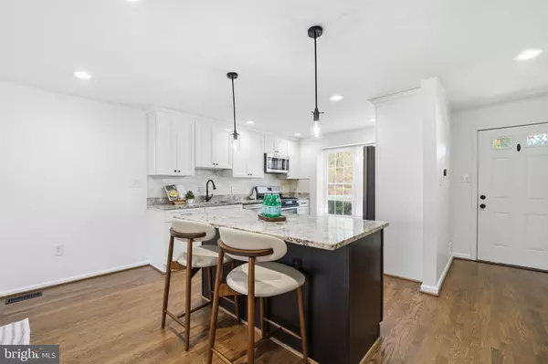 Alexandria, VA 22315,7460 TOWCHESTER CT