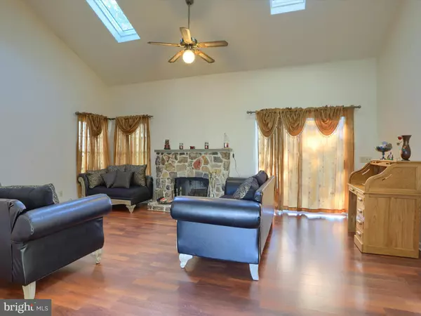 Harrisburg, PA 17110,3512 ATHENA AVE