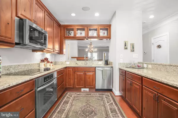 Occoquan, VA 22125,229 MILL ST