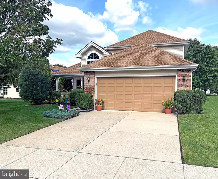 89 PEPPERGRASS DR S, Mount Laurel, NJ 08054