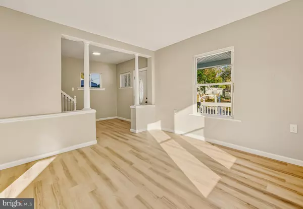 Vineland, NJ 08360,739 E MONTROSE ST