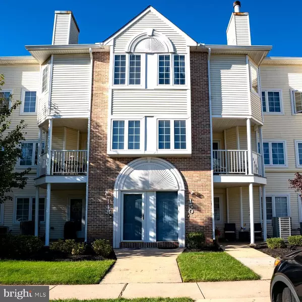 150 NAOMI CT, Levittown, PA 19057